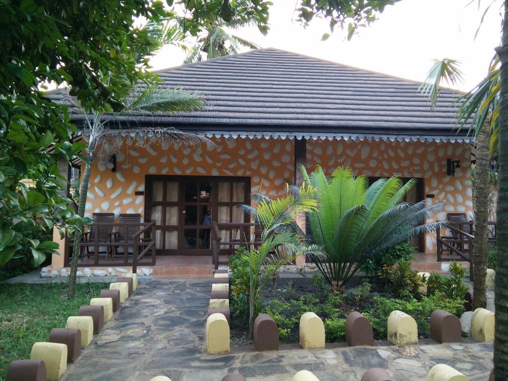 Arabian Nights Hotel 파제 외부 사진