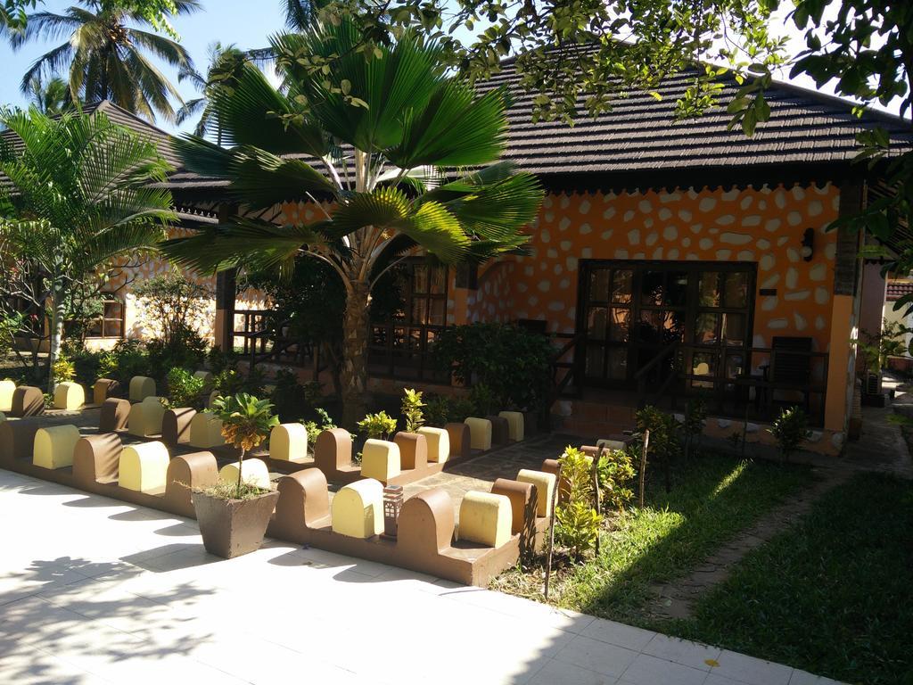 Arabian Nights Hotel 파제 외부 사진