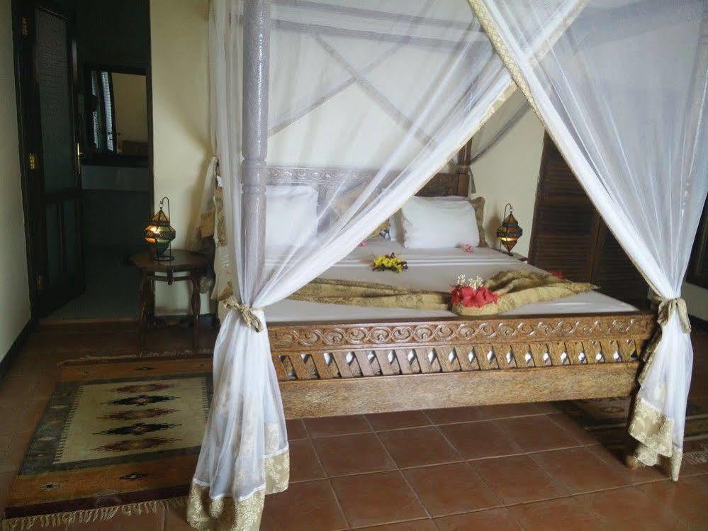 Arabian Nights Hotel 파제 외부 사진